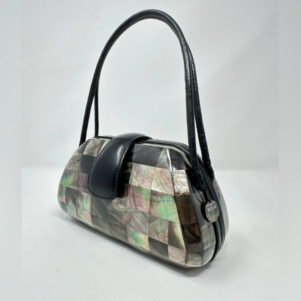 ROBERT WAN Tahiti Mother of Black Pearl luxury purse. ONE of ONE creation